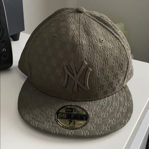Dark Green New York Yankees Baseball Cap